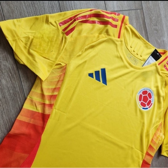 Colombia 2024 Home Jersey Player - Picture 3 of 9